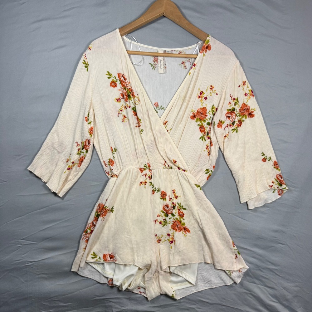 Robin-K Floral Romper Cream Rose Bell Sleeve M Spring Cottagecore Prairie Whimsy